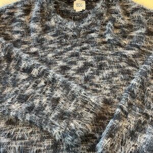 BDG oversized sweater- small